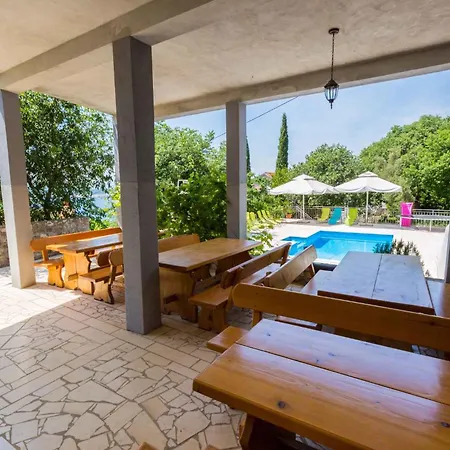 One-bedroom 31 公寓