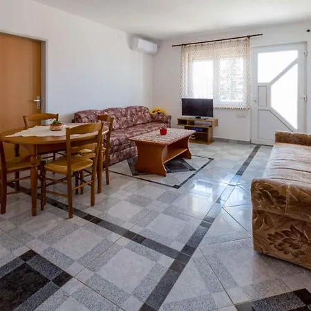 One-bedroom 31